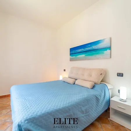 Sandalia House 2 Con Jacuzzi * Όλμπια