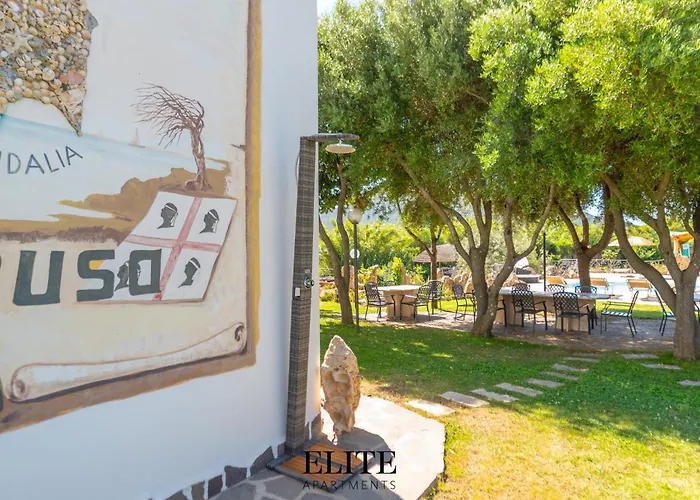 Sandalia House 2 Con Jacuzzi אולביה