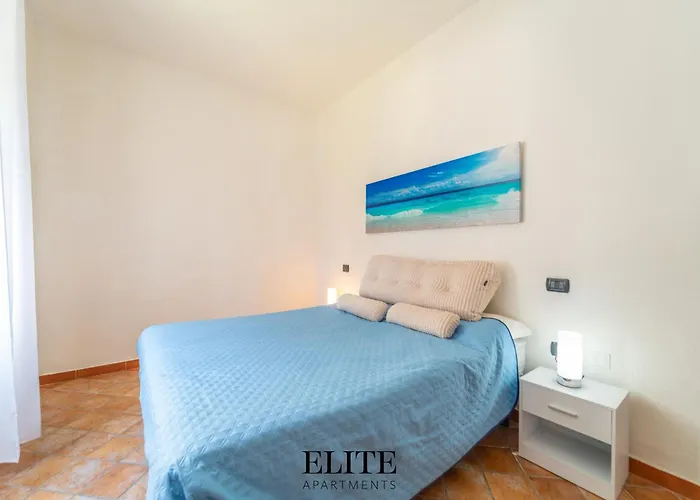 Sandalia House 2 Con Jacuzzi * אולביה