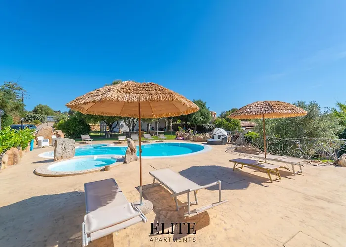 Sandalia House 2 Con Jacuzzi וילה אולביה